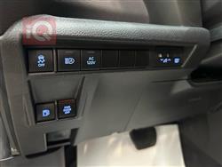 تۆیۆتا سیانا